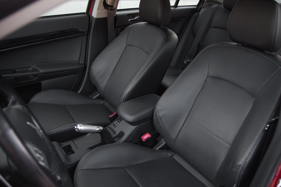  Mitsubishi Lancer GT Touring 2012 года  (фото 10 из 23)